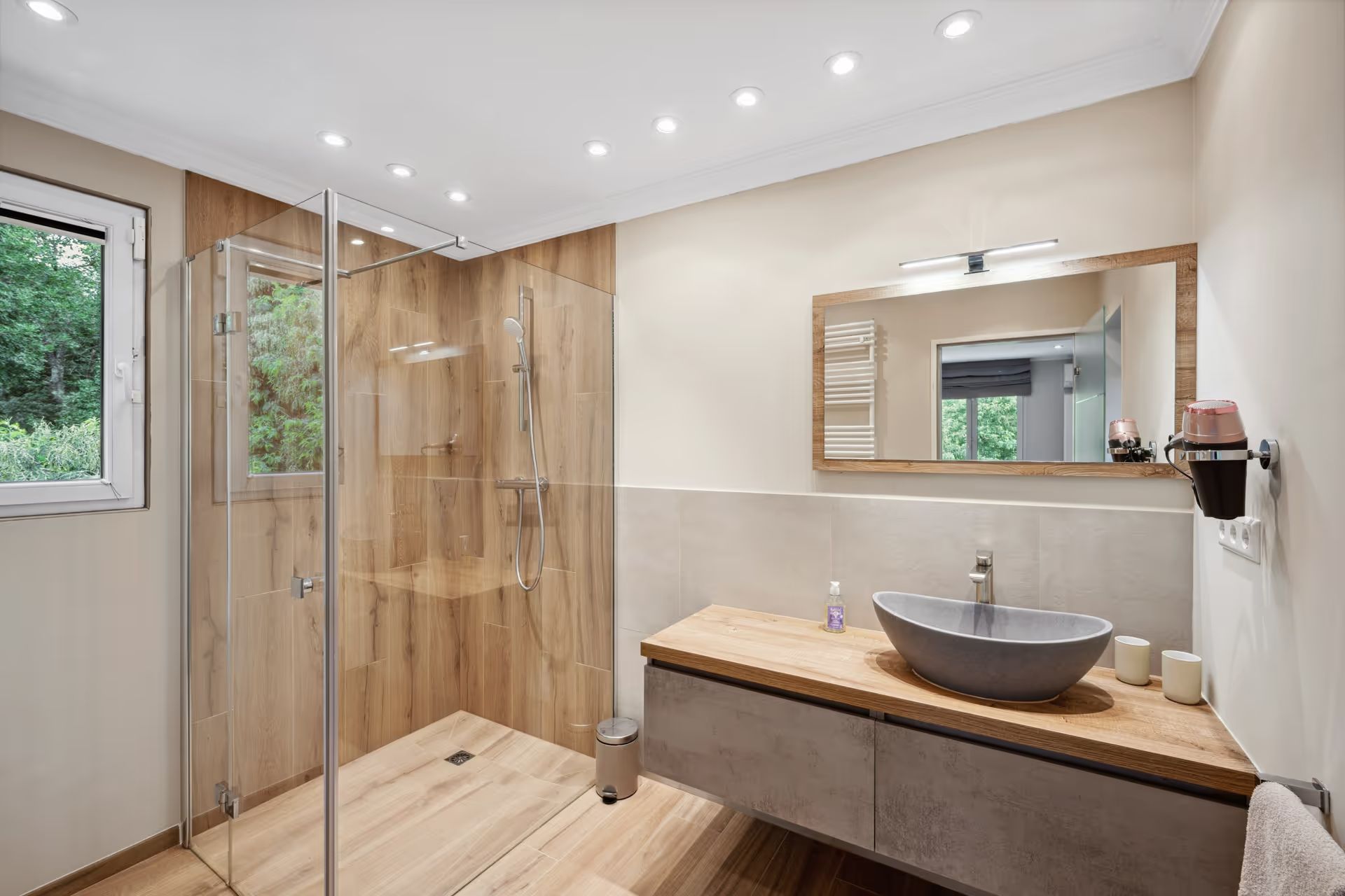 Modern bathroom with a walk-in shower
