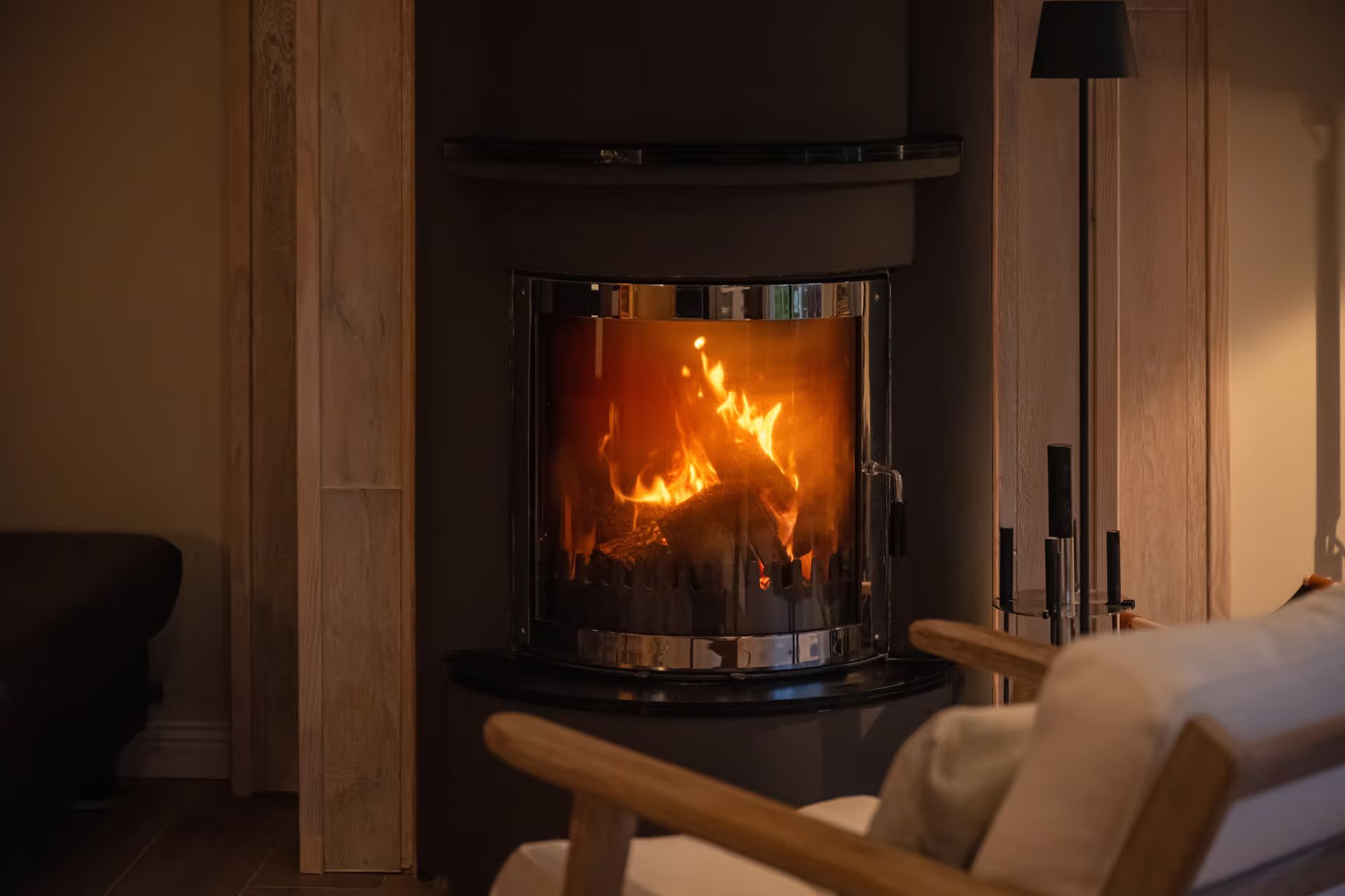 Cozy fireplace in the living area